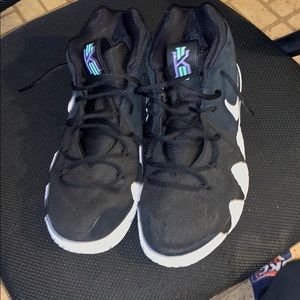 Nike Kyrie 4